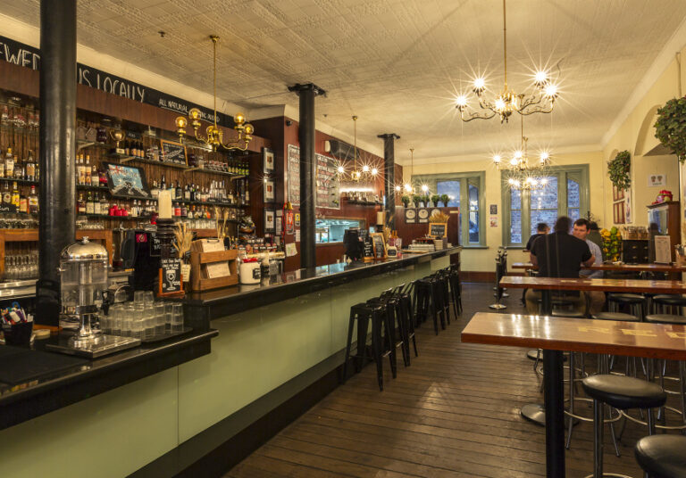 redoak inside 1 768x536